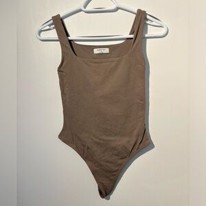 Aritzia contour bodysuit